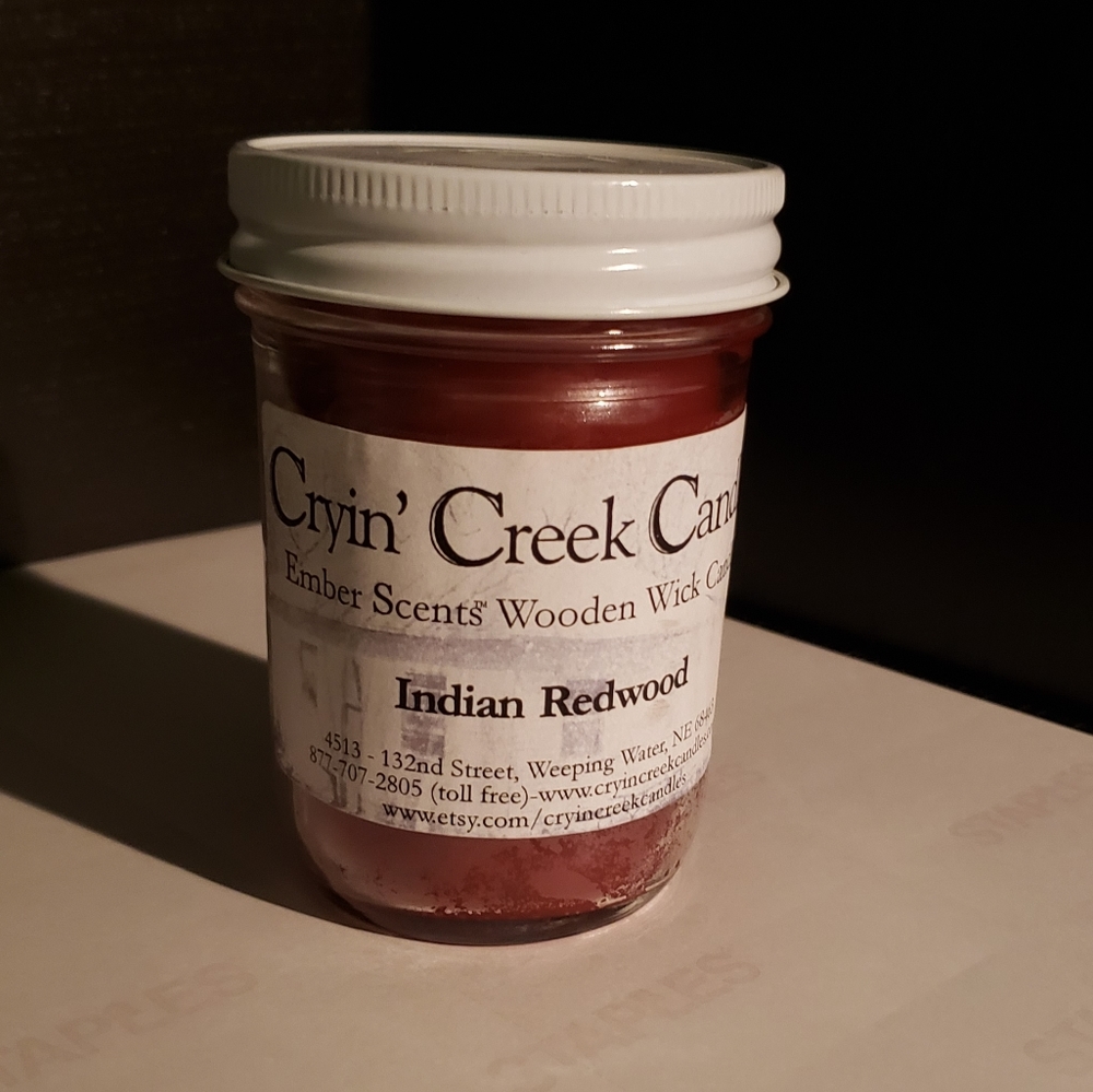 Cryin' Creek wood wick candle - Indian redwood new